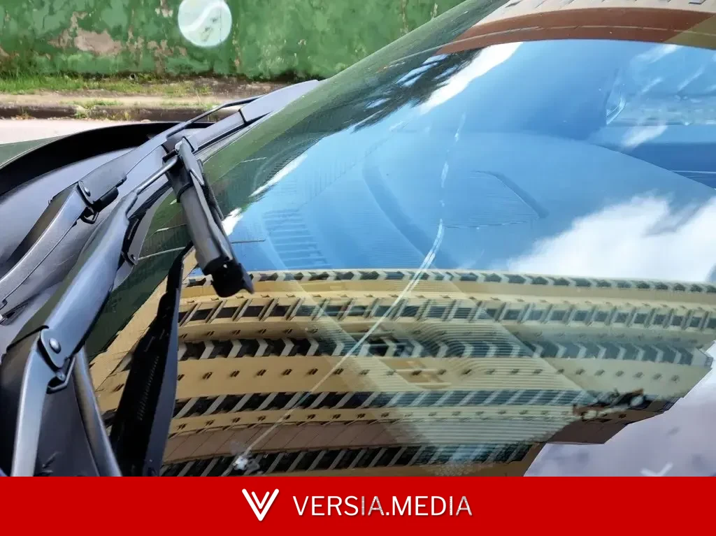 Para-brisa quebrado dá multa? Veja quando a trinca exige a troca do vidro